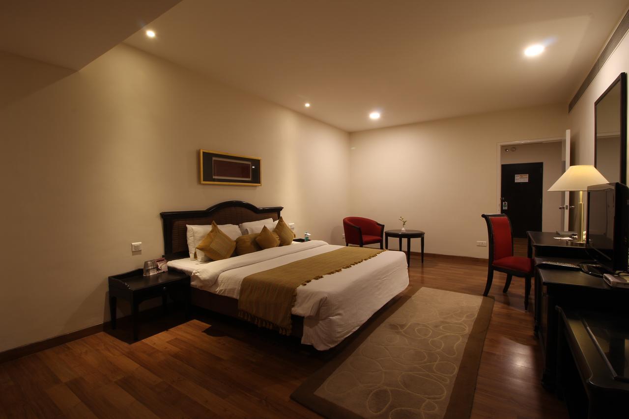 Minerva Grand Secunderabad Hyderabad Exterior foto