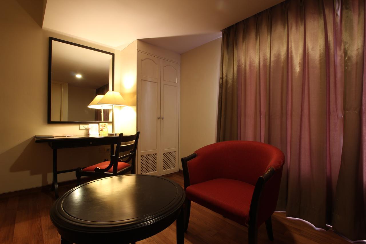 Minerva Grand Secunderabad Hyderabad Exterior foto