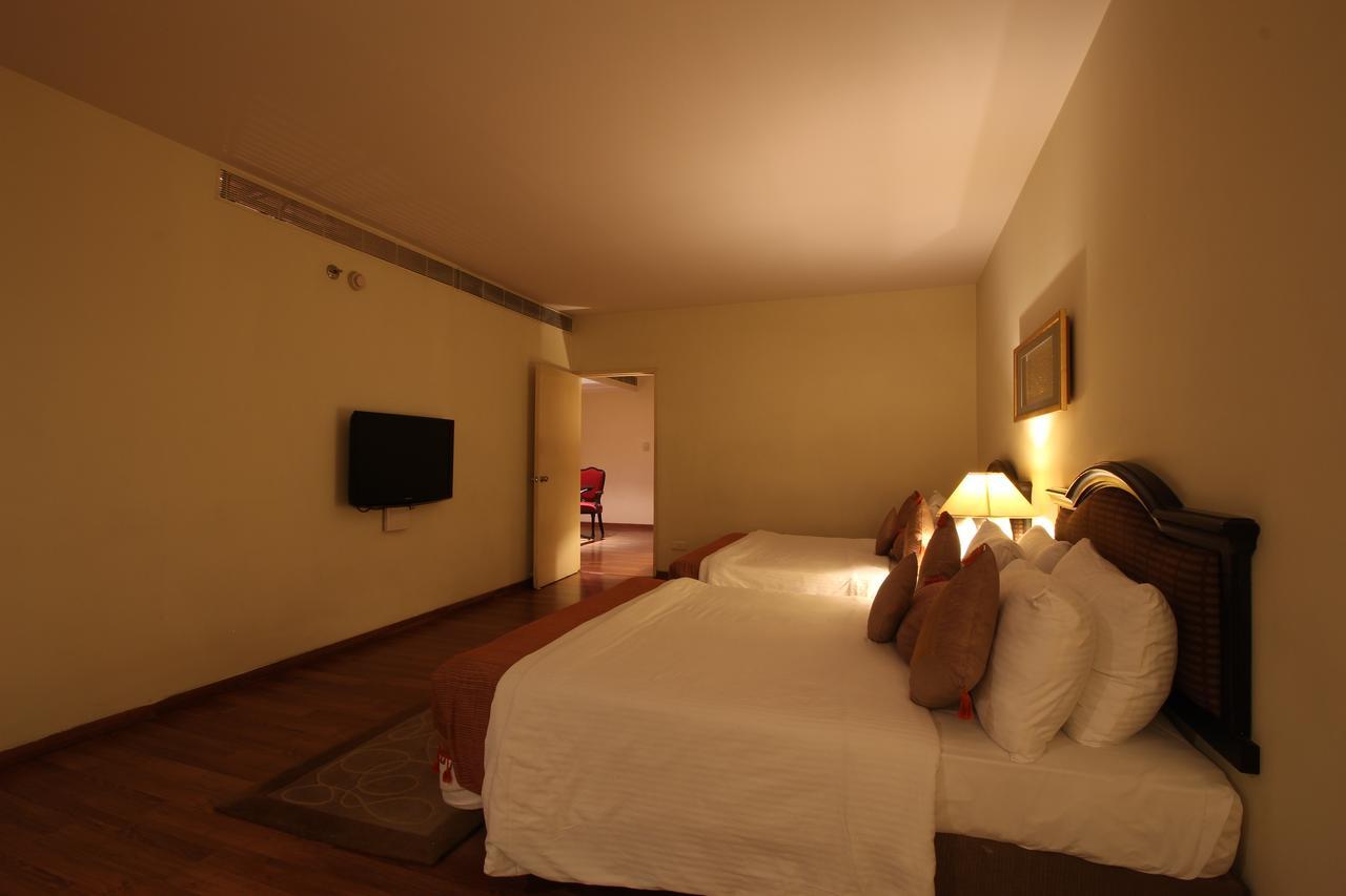 Minerva Grand Secunderabad Hyderabad Exterior foto