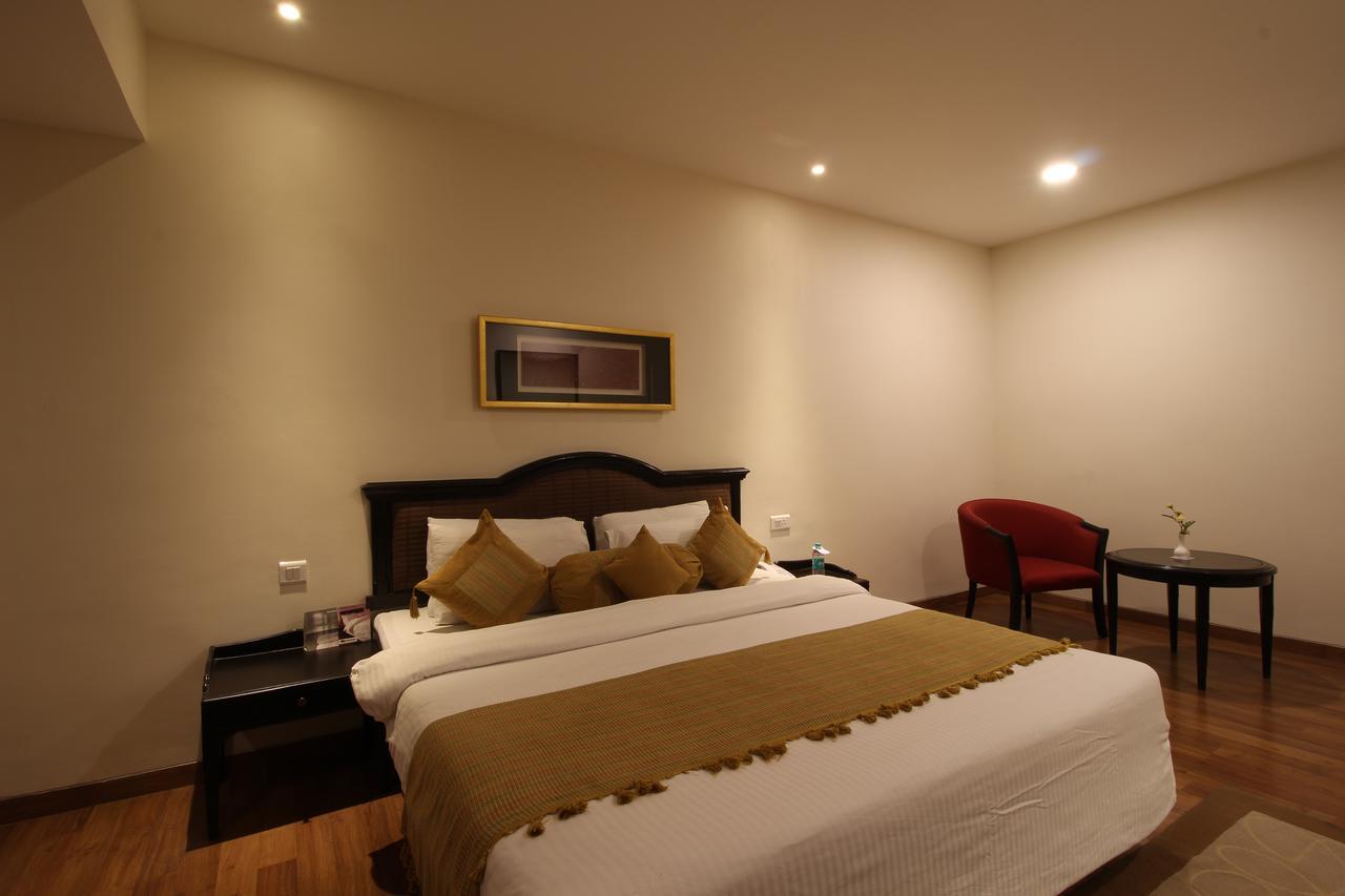 Minerva Grand Secunderabad Hyderabad Exterior foto