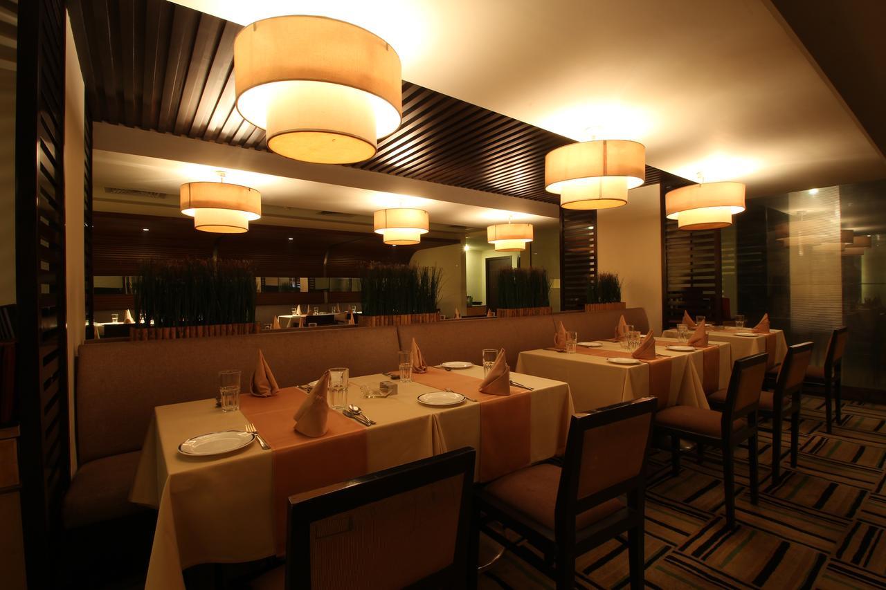 Minerva Grand Secunderabad Hyderabad Exterior foto