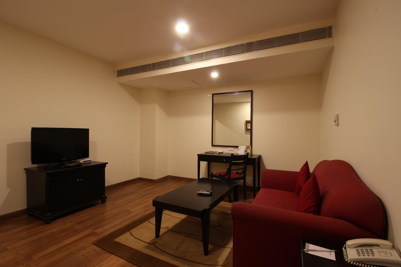 Minerva Grand Secunderabad Hyderabad Exterior foto
