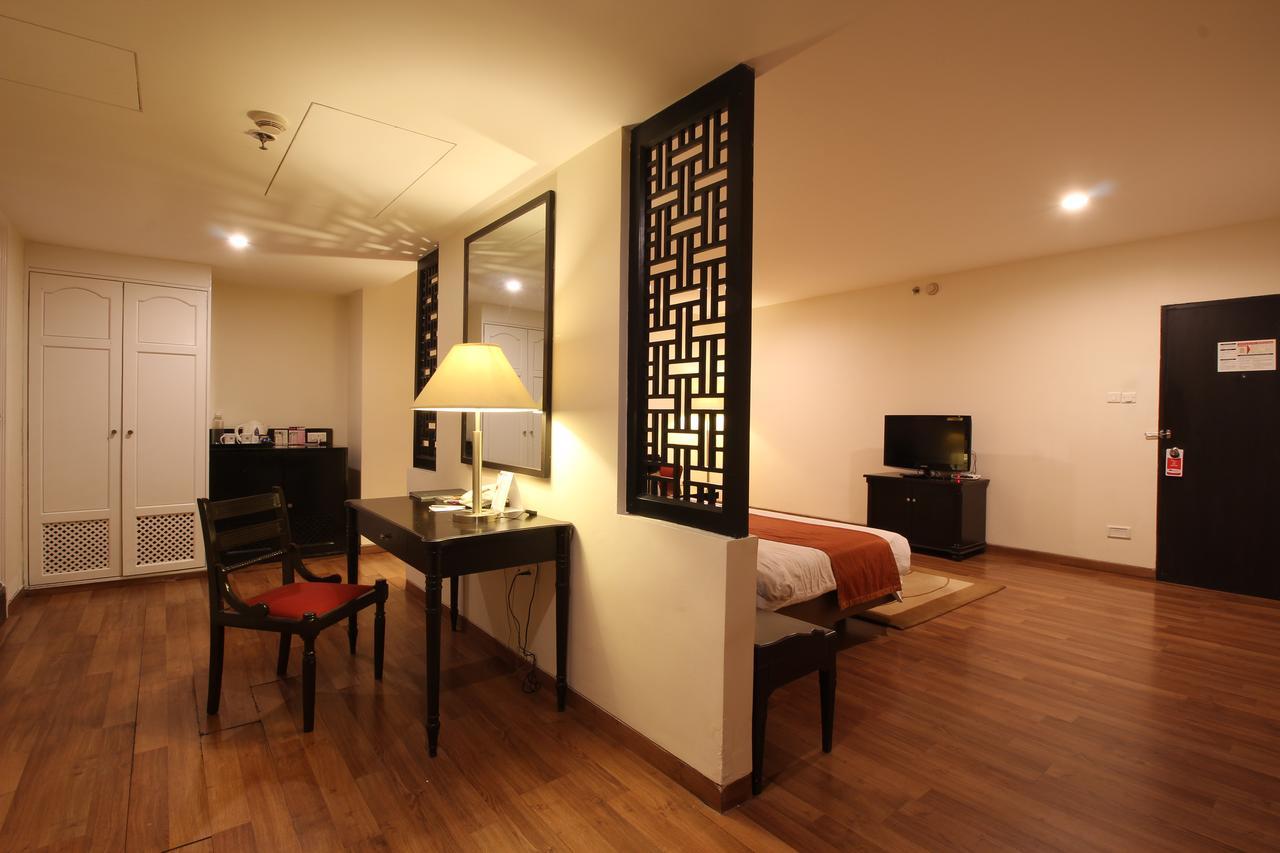 Minerva Grand Secunderabad Hyderabad Exterior foto