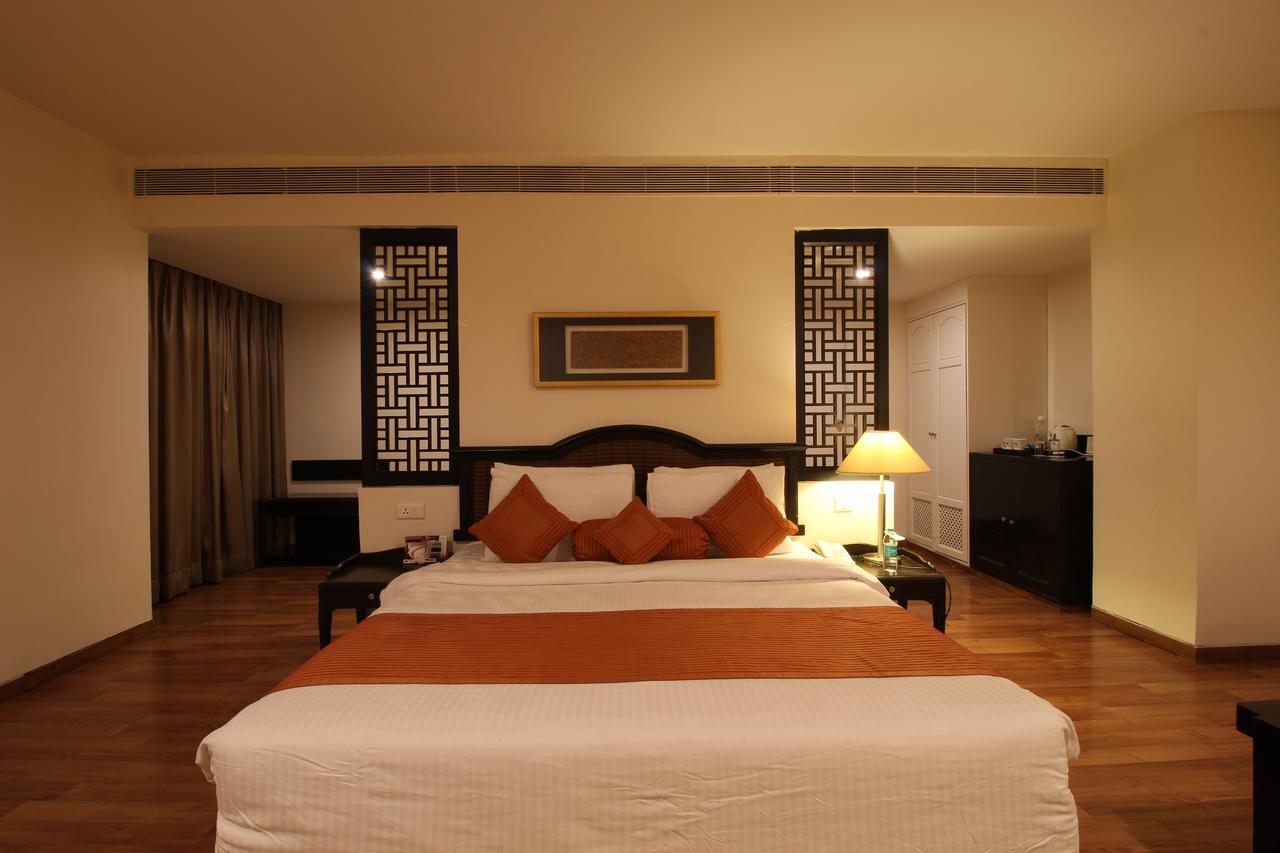 Minerva Grand Secunderabad Hyderabad Exterior foto