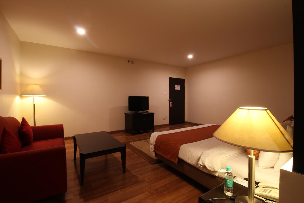 Minerva Grand Secunderabad Hyderabad Exterior foto