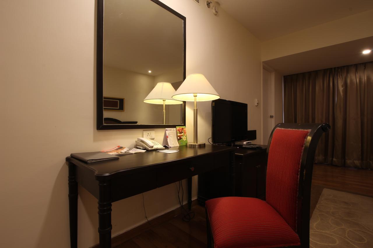 Minerva Grand Secunderabad Hyderabad Exterior foto