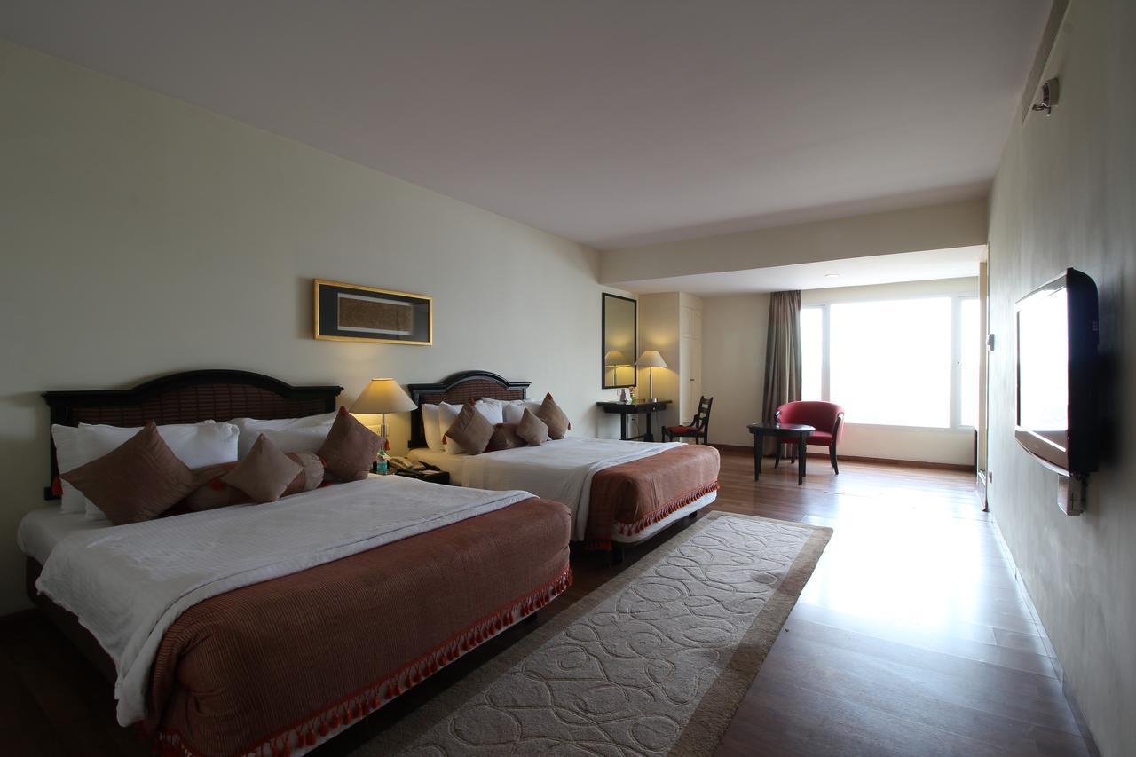 Minerva Grand Secunderabad Hyderabad Exterior foto
