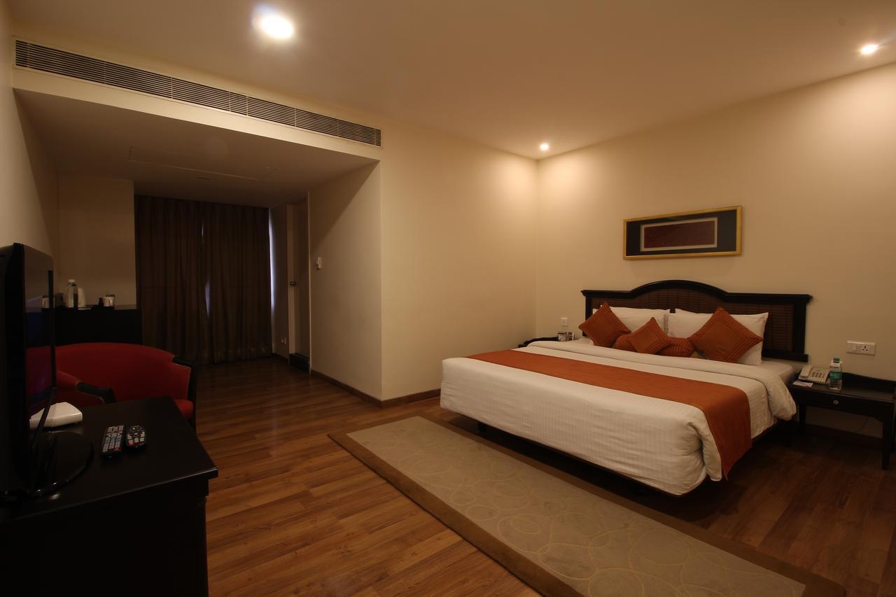 Minerva Grand Secunderabad Hyderabad Exterior foto
